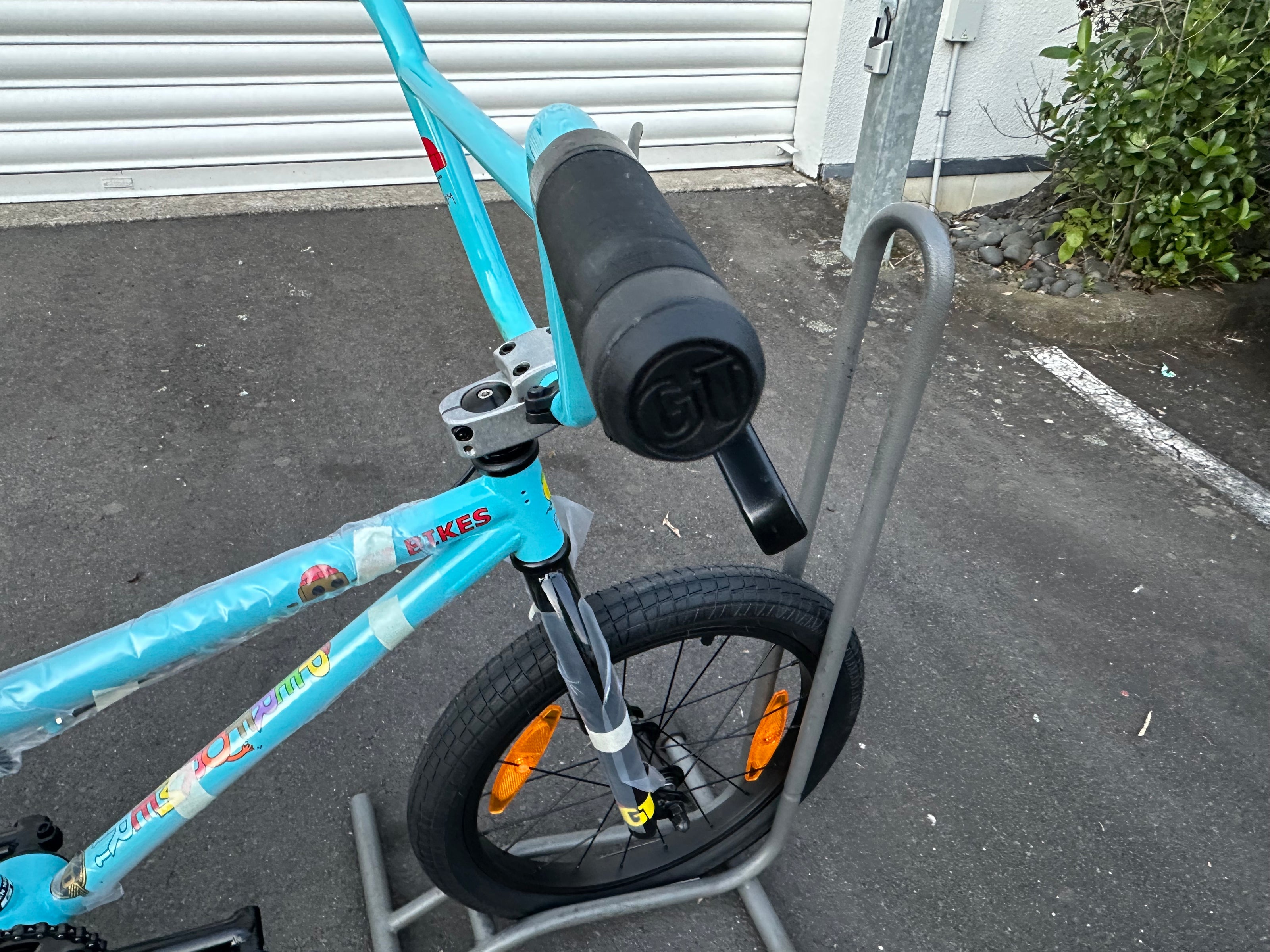 18 U JrPerformer AQU O/S GT BMX