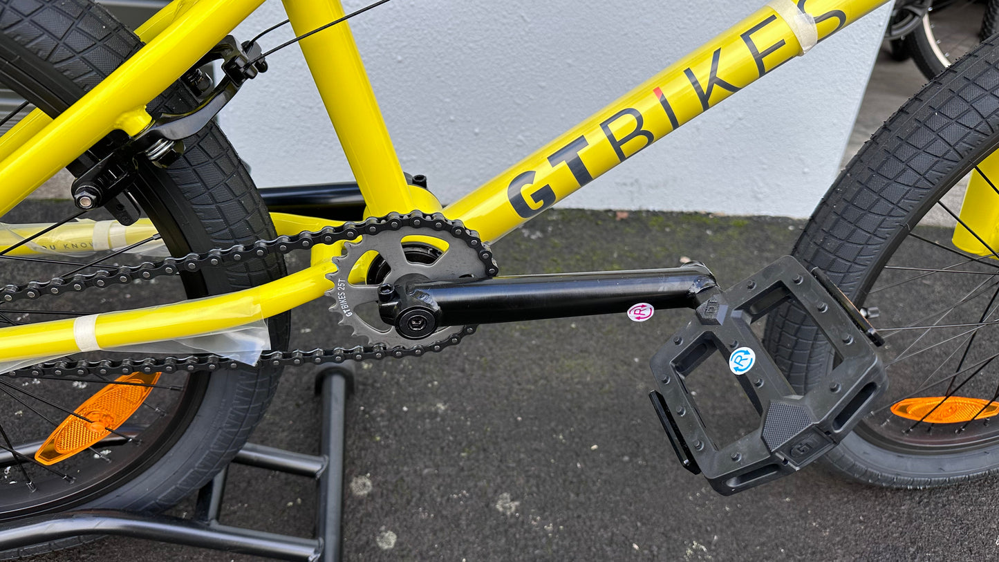 20 GT BMX 20 U Air YEL O/S AB Bikes