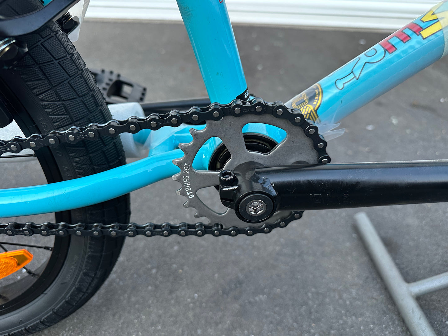 18 U JrPerformer AQU O/S GT BMX