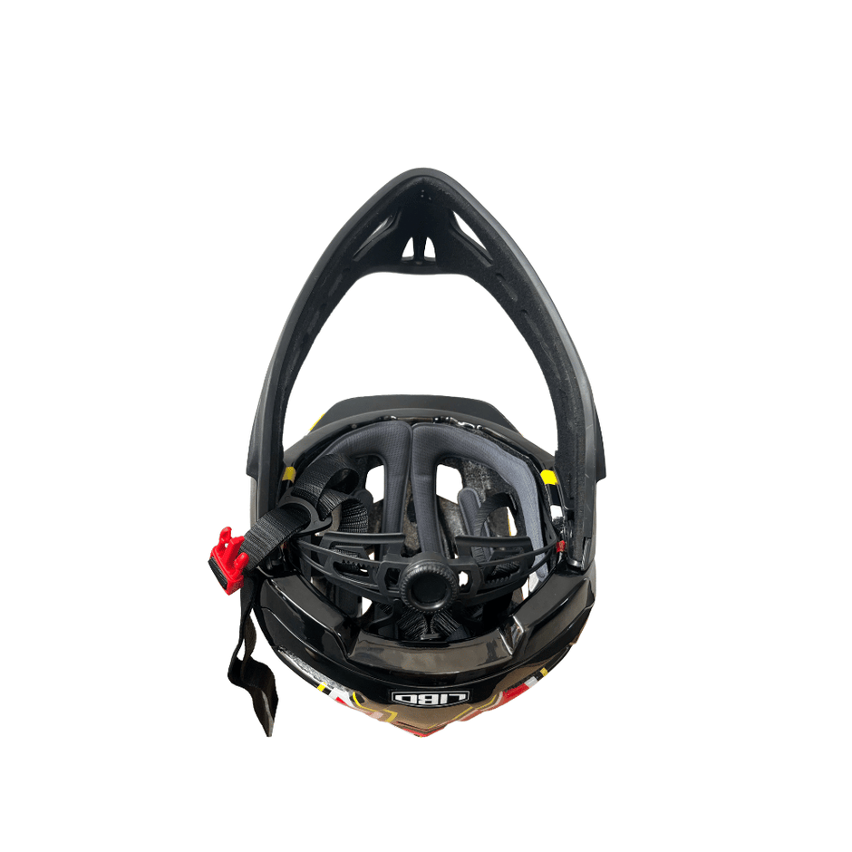 AB Bikes Accessories Xds Kids full face Helmet in red/yellow – inner view