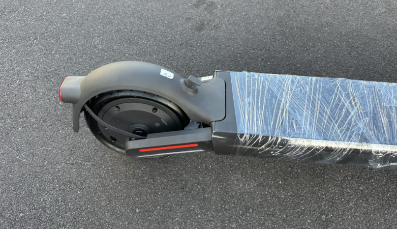 rearNaveeS65CE-Scooter– AB Bikes Auckland NZ